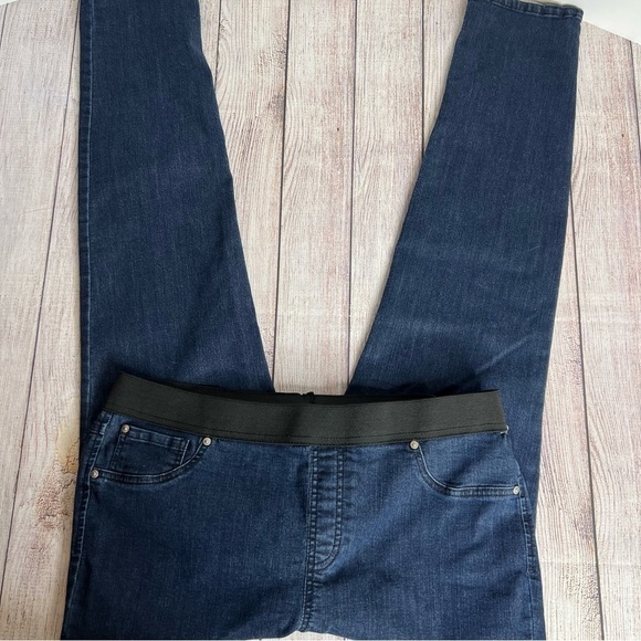 INC International Concepts Elastic Waist Jeans 14 - Picture 1 of 7